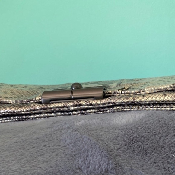 NWOT Coach Limited Edition Metallic Snakeskin Clutch - Picture 9 of 10